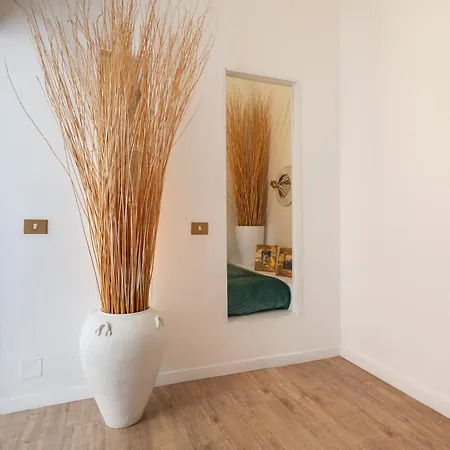 Piazza Di Spagna Historic Flat Rom