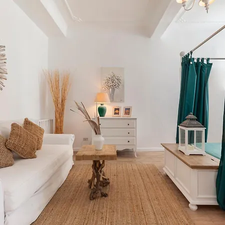 Piazza Di Spagna Historic Flat * Roma