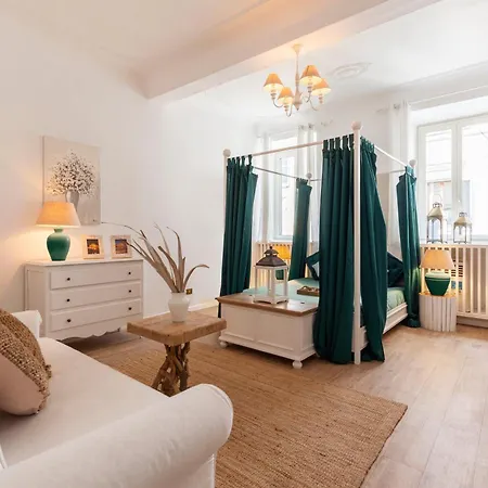 Piazza Di Spagna Historic Flat