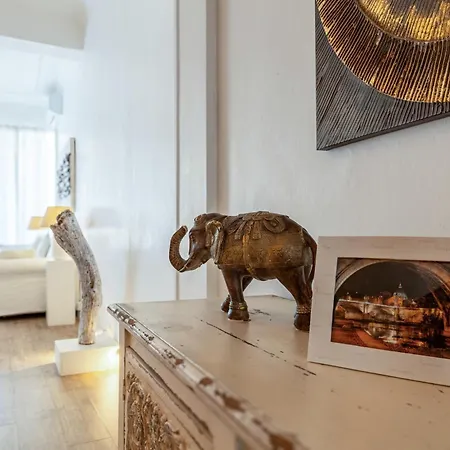 Apartamento Piazza Di Spagna Historic Flat
